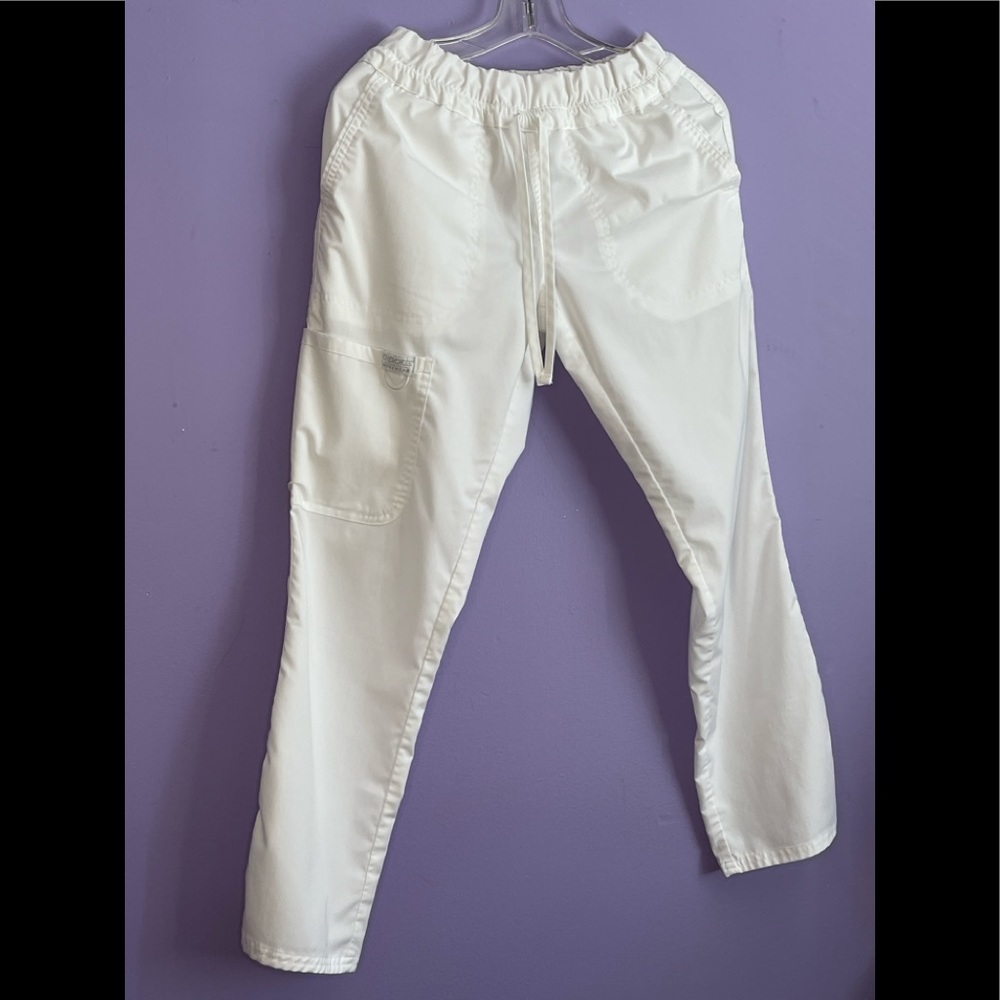 CHEROKEE WHITE SCRUB PANTS